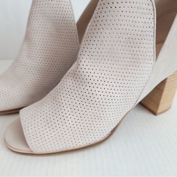 Cole Haan Suede Open Toe Booties Slip-On Taupe Perforated New - Picture 2 of 14